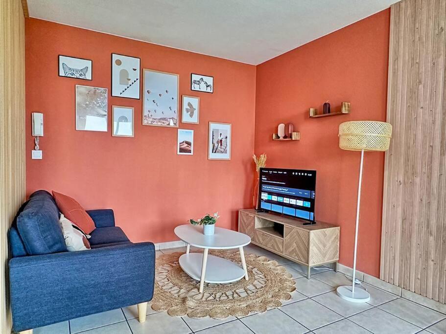 Charmant T2 Terrasse, Garage Villeurbanne Buitenkant foto