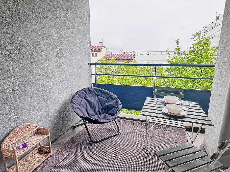 Charmant T2 Terrasse, Garage Villeurbanne Buitenkant foto